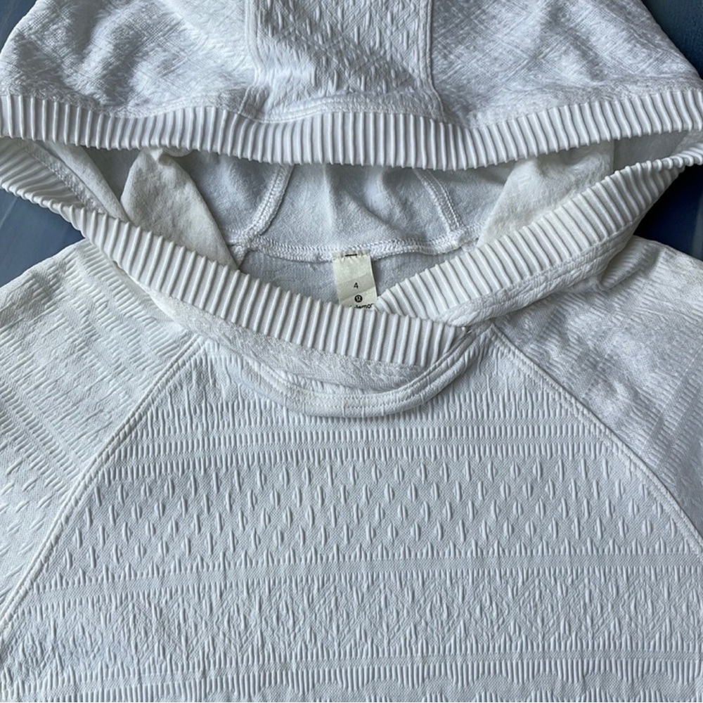 White Textured Women's Hoodie Sweater